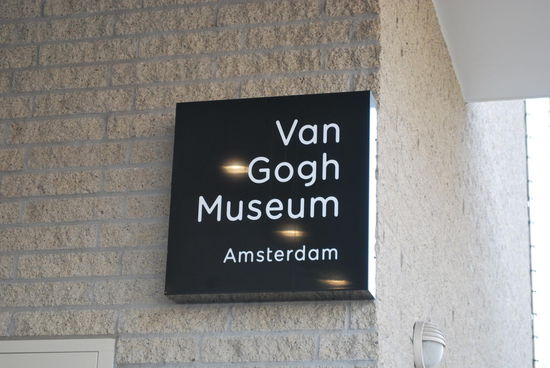 Am Ziel ! E-ticket zu 15 EUR steckt in meiner Tasche...