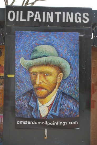 Nicht mal so ein blödes Poster kaufe ich, ich bin sehr brav !