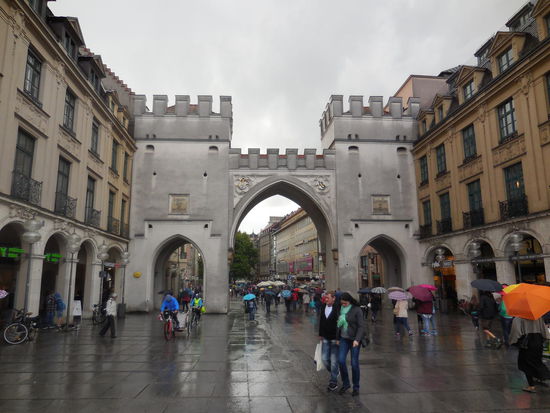 Karlstor - eines der 3 letzten Stadttore von München