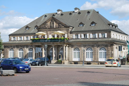 Italienisches Dörfchen - ein sehr beliebtes Lokal am Elbufer