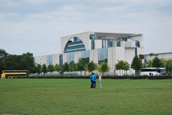 Bundeskanzleramt - oder die Waschmaschine, kennen wir alle...