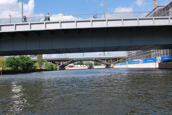 Brücken ohne Ende - aber Hamburg hat weit mehr davon...