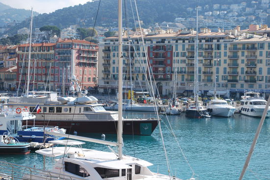 Der Yachthafen von Nizza ist schon ein Knaller