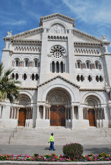Die Kathedrale - ich befinde mich noch immer in Monaco, nicht in Monte Carlo - das ist ein Unterschied !!!