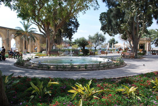 Upper Barrakki garden´s - das liegt gleich oberhalb meines Hotels und ist traumschön.