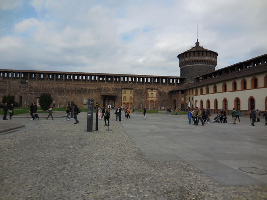 Es gibt auch verschiedene Ausstellungen im Castello