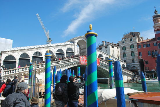 Und jetzt wird es schlagartig voll: Rialto