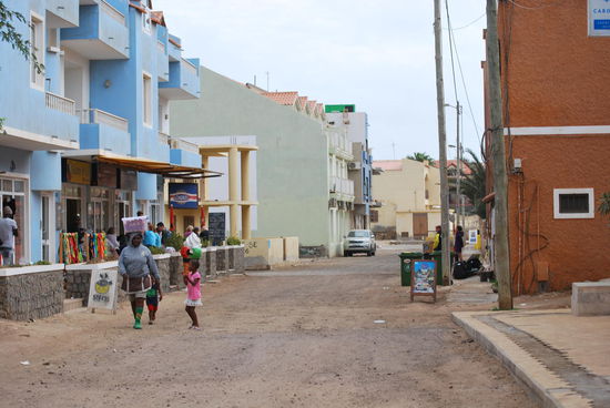 Die Parallelstraße zum Strand
