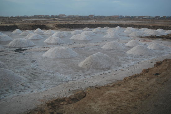 Die Salinen von Santa Maria - früher war das Salz der Insel Exportgut - heute nicht mehr, der Export wäre zu teuer