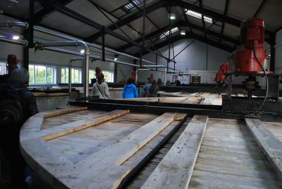 es hängt ein ganz schön ekliger Getreide-Maische-Duft in der Luft...