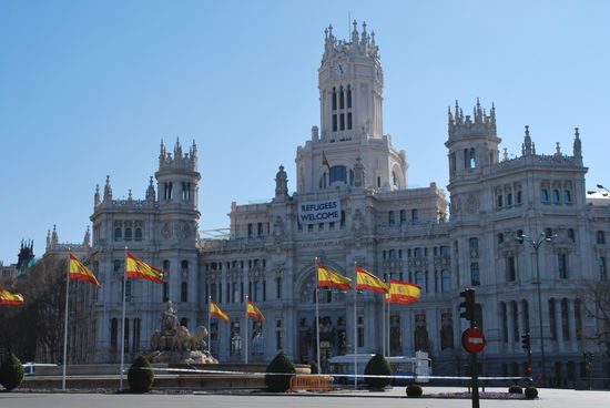 Palacio de Cibeles - das Rathaus von Madrid - am Brunnen davor, der Fuente de Cibeles, feiert Real Madrid öffentlich seine (diversen) Meisterschaften