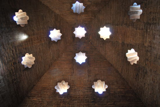 ...mit Sternendecke...