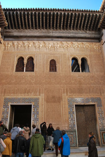 Es sind natürlich auch viele Tourgruppen unterwegs