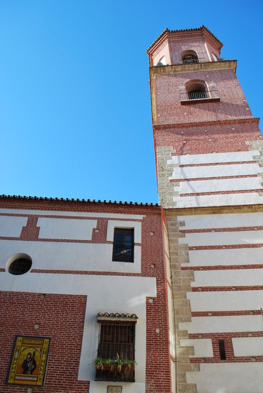 Diese Kirche ist von außen unscheinbar...