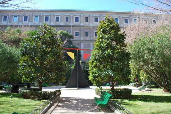 Im Innenhof des Reina Sofia