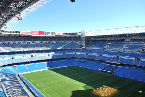 Panorama-Blick von eben unterhalb des Daches