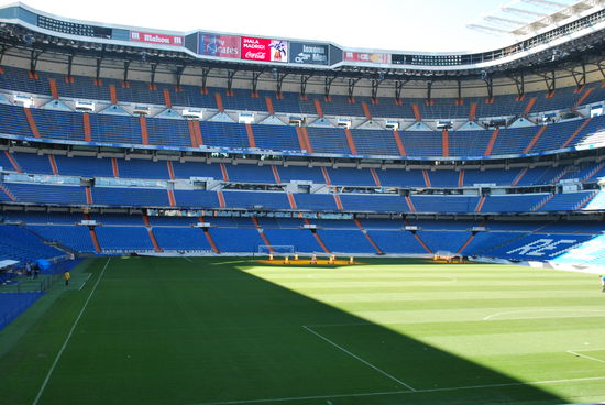 Auch hier gibt es eine Rasenheizung, wenn auch kein Rasen-Solarium