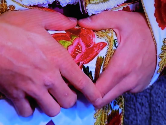 Torero-Herz, nicht Merkel-Raute...