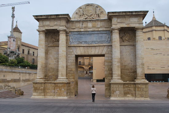 aber jetzt geht es hier durch zum Highlight von Córdoba