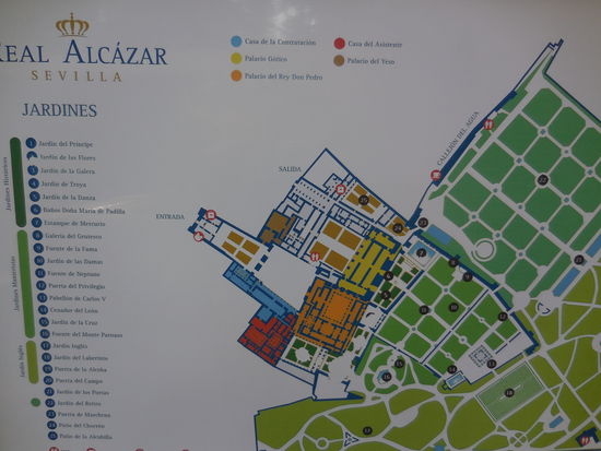 Ein riesiges Gelände - vor allem die Gärten/der Park