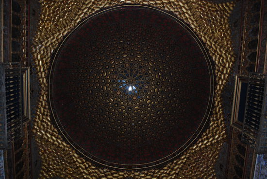 prachtvolle Kuppeln - diese schönste befindet sich im Botschaftersaal Sala de las embajadores