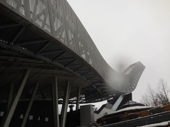 Die einzige Skischanze aus Stahl weltweit...