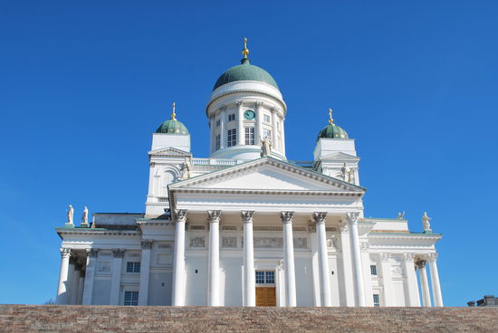 Sie ist der lutherische Dom des Bistums Helsinki in streng klassizistischem Stil erbaut und 1852 fertiggestellt...