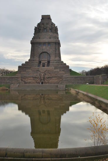 Schöne Spiegelung im Wasser.