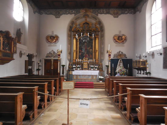 Für die Kirchgänge und Gebete gibt es praktischerweise die St. Markus-Kirche direkt in der Fuggerei.