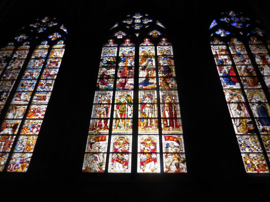 Auch die Domfenster haben alle eine eigene Geschichte und sind einzigartig.