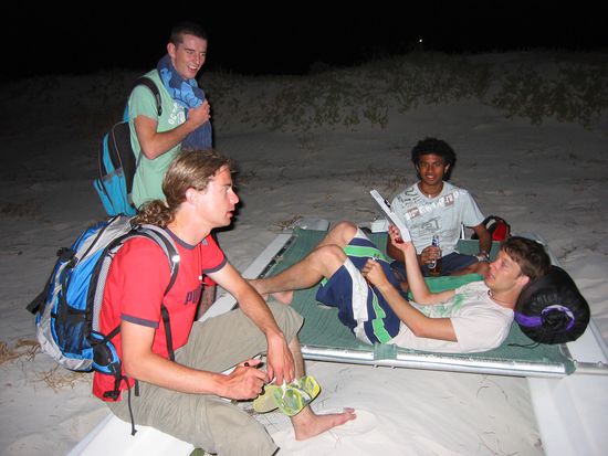 Ein Bier nach der Schlafsacksuchaktion