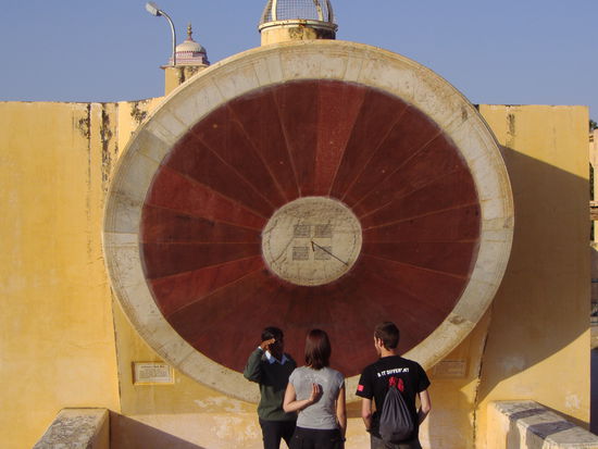 Observatorium - Hiermit kann man den Monat bestimmen