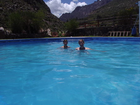 Das Foto hat ein franzoesischer Tourist gemacht, wir koennen nicht's dafuer. Aber das Blau ist auch ein schoenes Blau, kann man nicht anders sagen!