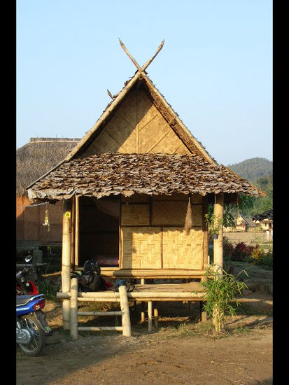 ach ja, das waere noch unser hochgepriesenes bungalow in pai.