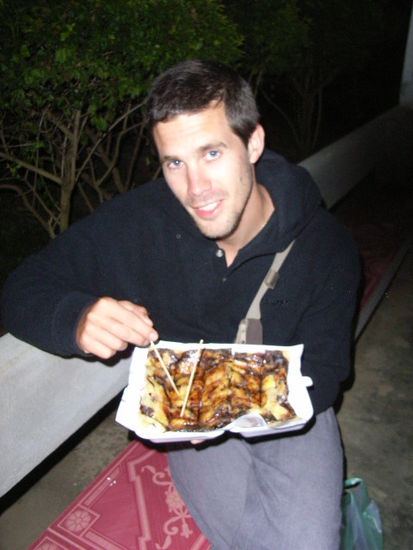 remy miy dem wohl groessten und kalorienreichsten pancake.