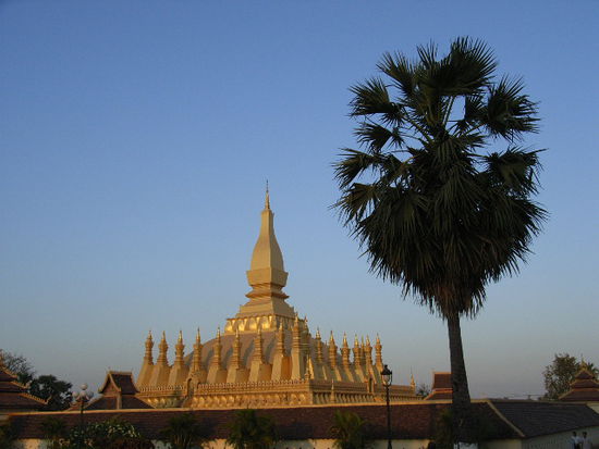 phat that luang in vientiane.