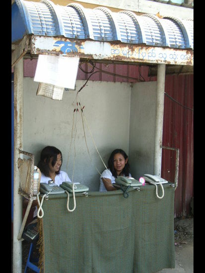 telekommunikation in myanmar, das waere eigentlich ein eigenes kapitel.