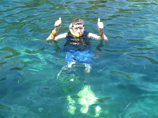 damit ihr erahnen koennt wie klar das wasser an diesem flecken erde ist.