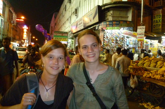 Bye, bye Caroline... Die letzten Minuten in Chennai.
Danke Caro fuer die tolle Zeit mit dir! and see you later alligator