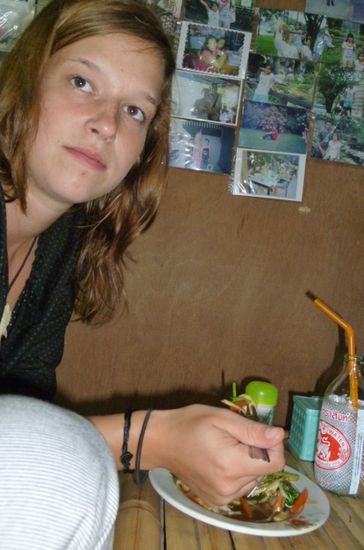 14. Man koennte fein Essen gehen... (schon x-mal genossen wir die verschiedenen Gerichte der besuchten Laender)
