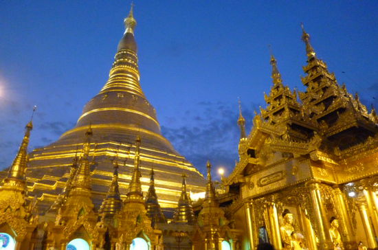 Die Shwedagon-Pagode in Yangon - ein vielbesuchter Pilgerort
