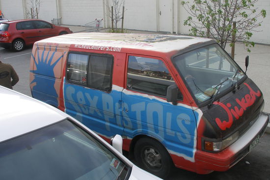 unser 450'000km "Sex Pistols" Camper