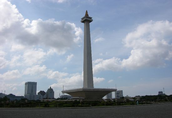 Monas
