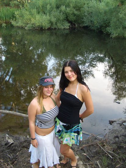 ...ja in dieser Jauche sind wir an heissen Tagen baden gegangen...es war nun mal ein Dorf...