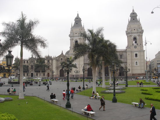 Hauptplatz mit der Kathedrale