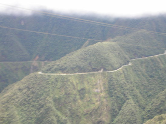 Auf dieser Strasse furen wir hinab