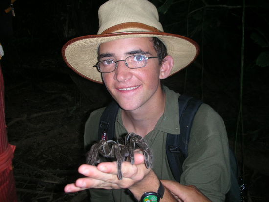 Andres mit seinem neuen Haustierchen