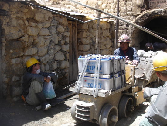 Die kommen da so mit Waegeli raus gefahren und dann auch wieder rein