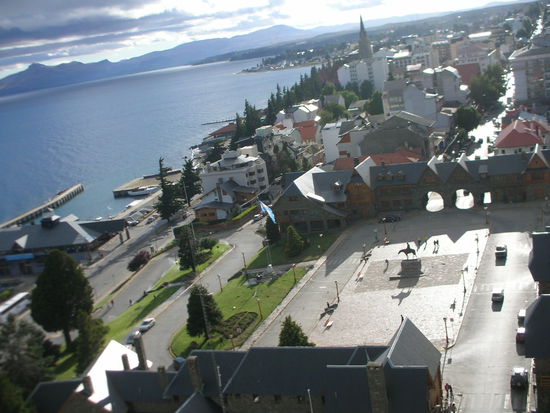 So, das war die wunderbare Aussicht vom Balcon des Hotel 1004, mit Sicht  auf  Bariloche und auf den Lago Nauel Huapi