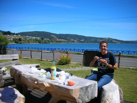 Da picknicke ich im Garten vom Hotel Mundo Nuevo, traumhaft, oder?